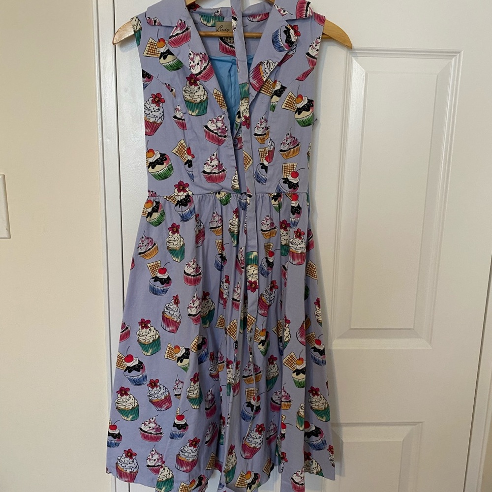 Cupcake Collar dress